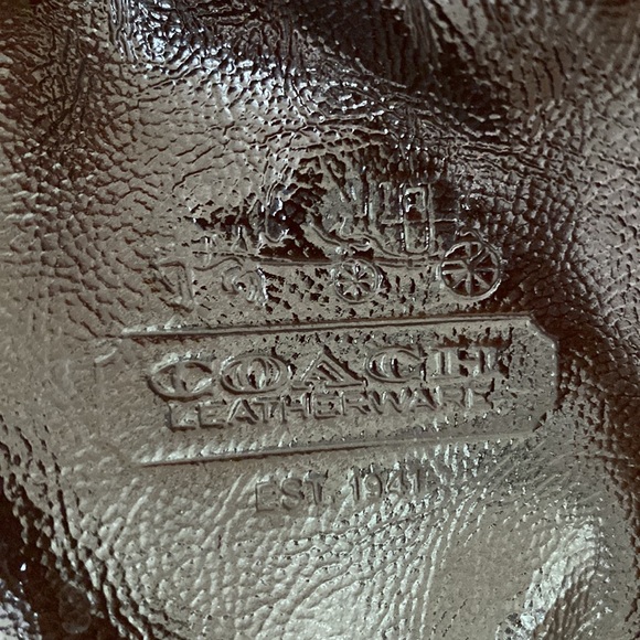 Large coach utility bag brown. Patent leather . - Picture 2 of 12